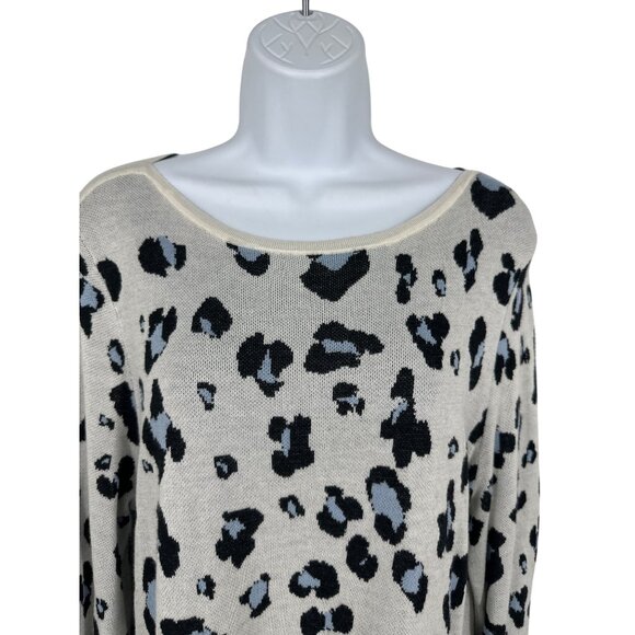 Chicos Leopard Print Long Sleeve Scoop Neck Lightweight Sweater Top Size 2 US L - Picture 2 of 7